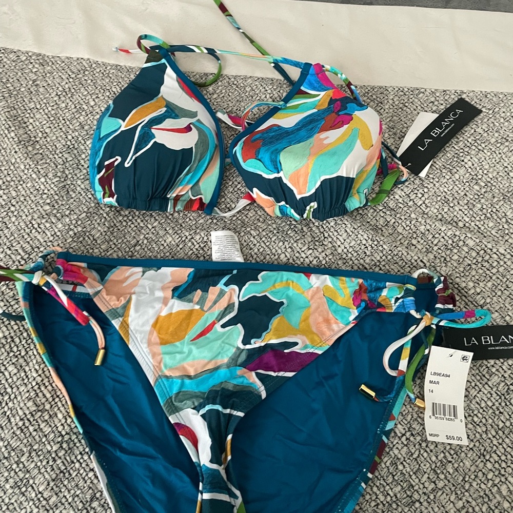 New bikini with tags
